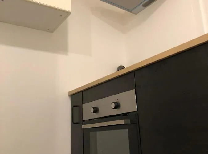 Oda ve Kahvaltı Zaira Sorbara